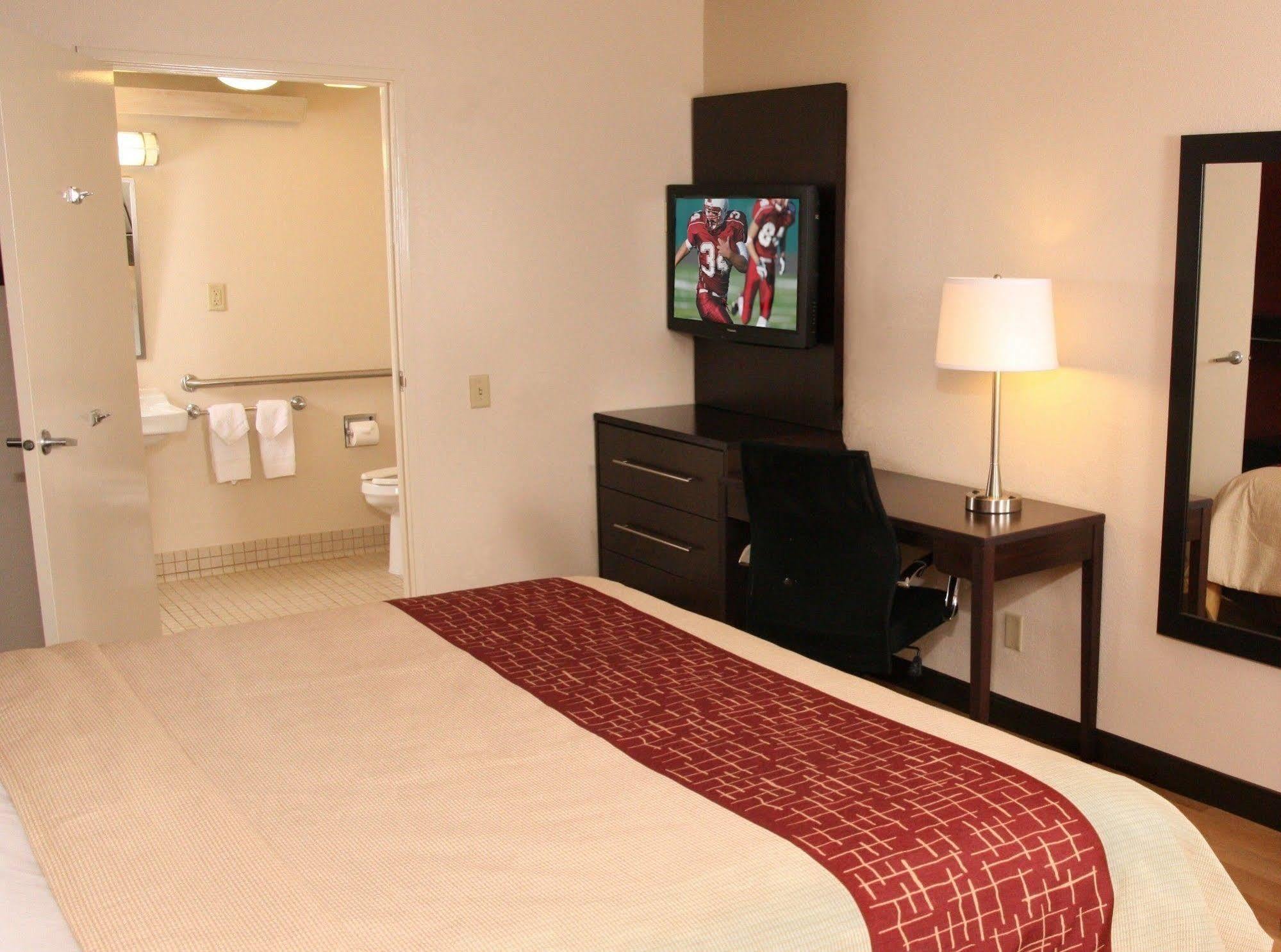 Red Roof Inn Detroit - Troy Dış mekan fotoğraf